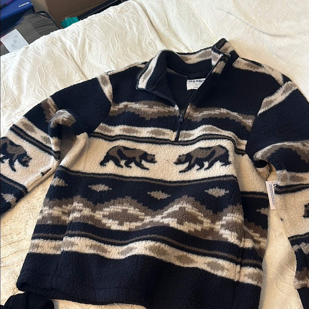 Old Navy Black and Cream Zip Up Sweater
